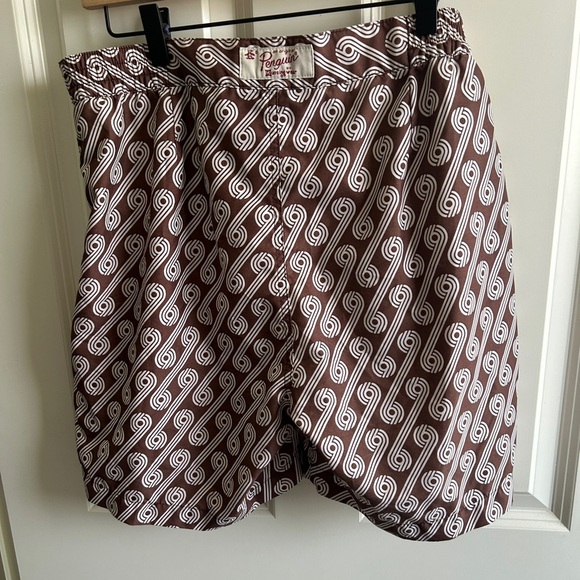 GUC Penguin brand swim trunks with liner, size 32. Drawstring waist. Velcro fly. - Picture 6 of 12